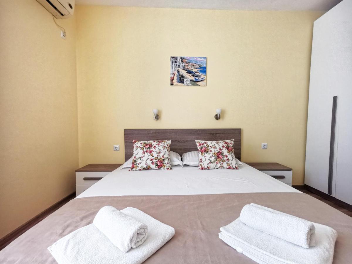 Амбър Апартамент И Стая За Гости Sozopol Exterior photo